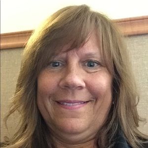 Meet your Posher, Michele